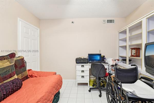 Hillcrest, 4350 Hillcrest Dr #702, Hollywood, Florida 33021, image 2