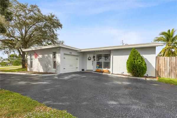 Twin Lakes, 11301 NW 32nd Pl, Sunrise, Florida 33323, image 1