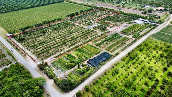 32800 SW 202nd Ave, Unincorporated Dade County, Florida 33034, image 1