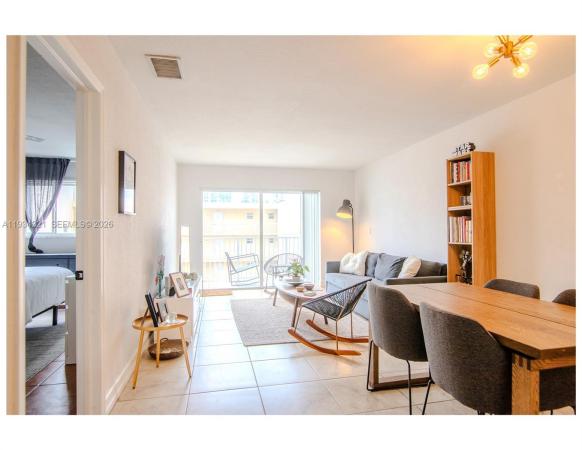 La Piazza Navona, 677 NE 24th St #604, Miami, Florida 33137, image 1