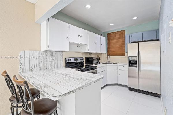 5888 W 25th Ct #5, Hialeah, Florida 33016, image 1