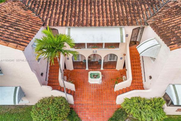 Douglas, 111 Salamanca Ave 1 #, Coral Gables, Florida 33134, image 1