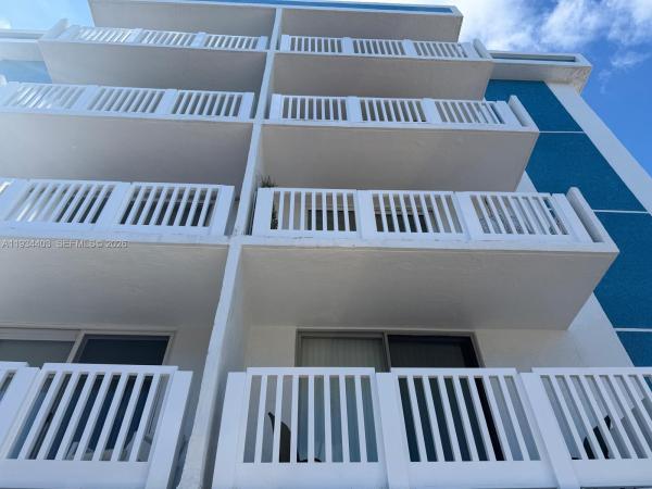 Michigan West, 910 Michigan Ave #305, Miami Beach, Florida 33139, image 1