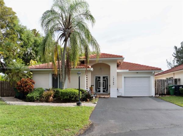 Patio Homes Of Doral Pines, 5763 NW 97th Ct, Doral, Florida 33178, image 1