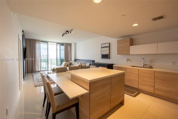 The Harbour South Tower, 16385 Biscayne Blvd #3117, North Miami Beach, Florida 33160, image 3