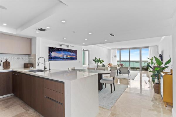 Jade Residences At Brickell Bay, 1331 Brickell Bay Dr #3007, Miami, Florida 33131, image 2