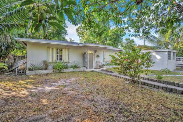 Carl Byoir, 16234 NE 9th Ct, North Miami Beach, Florida 33162, image 1