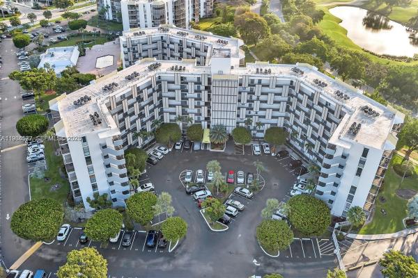 Biscaya, 20500 W Country Club Dr #715, Aventura, Florida 33180, image 2