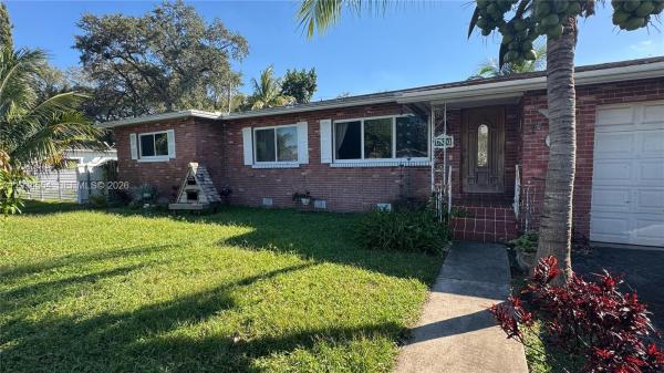 630 NE 165th St, Miami, Florida 33162, image 1