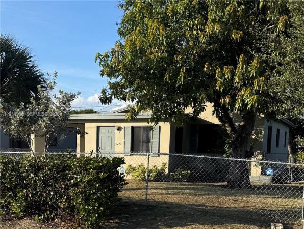 Franklin Park, 2227 NW 9th Ct, Fort Lauderdale, Florida 33311, image 1