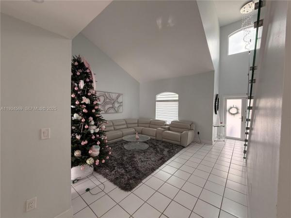 8242 NW 200th Ter, Hialeah, Florida 33015, image 1