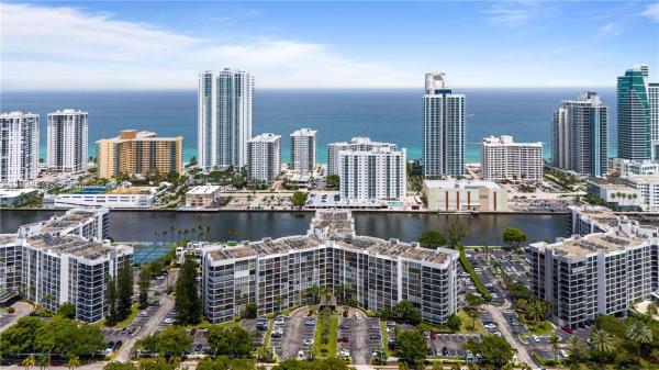 Oceanview Park, 1000 Parkview Dr #723, Hallandale Beach, Florida 33009, image 1
