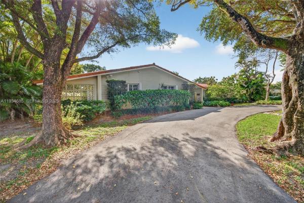 Montgomery East, 7300 SW 116th Ter, Pinecrest, Florida 33156, image 2