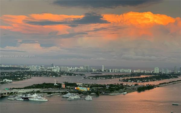 900 Biscayne Bay, 900 Biscayne Blvd #4504, Miami, Florida 33132, image 2