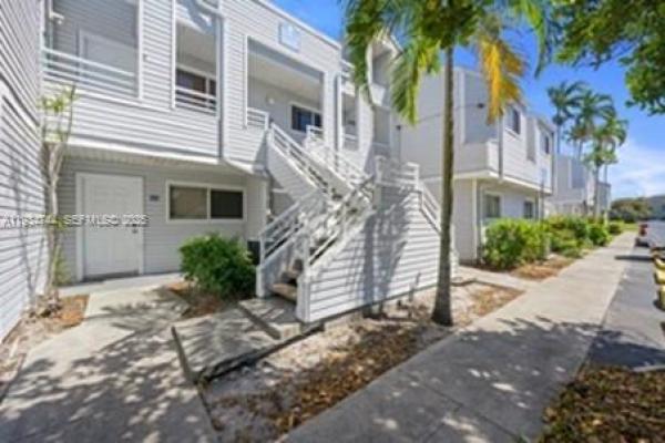 Summer Lake, 3425 NW 44th St #204, Oakland Park, Florida 33309, image 1