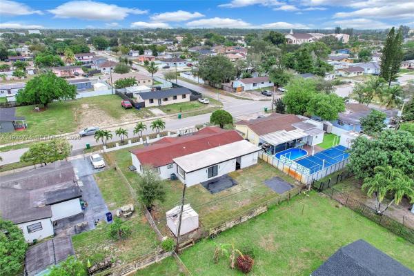 Riverdale Estates, 3510 NW 211th St, Miami Gardens, Florida 33056, image 2