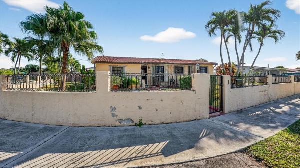 Coral Park Estates, 1701 SW 92nd Pl, Westchester, Florida 33165, image 3