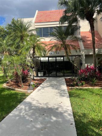 Racquet Club At Bonaventure, 210 Lakeview Dr #109, Weston, Florida 33326, image 1