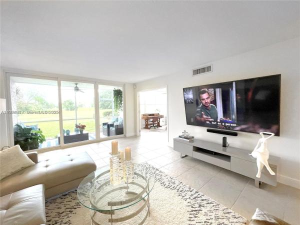 Palm-Aire Country Club 2, 2671 S Course Dr #109, Pompano Beach, Florida 33069, image 1