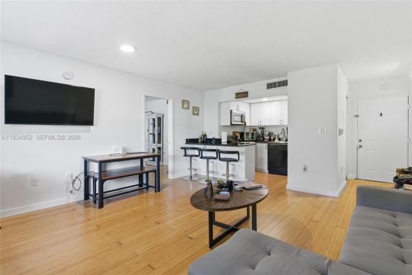 The Twelve, 950 NW 11th St #3B, Miami, Florida 33136, image 2
