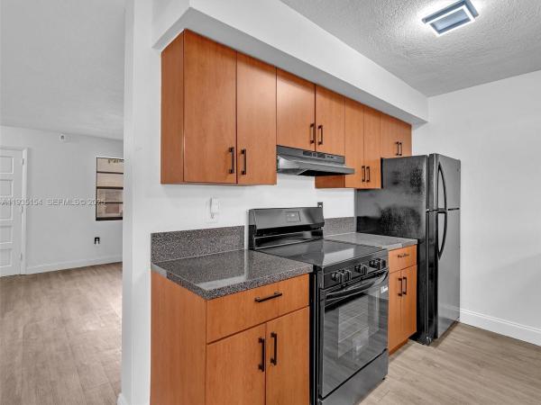 Park Pointe, 3911 SW 52nd Ave #4-1, Pembroke Park, Florida 33023, image 2