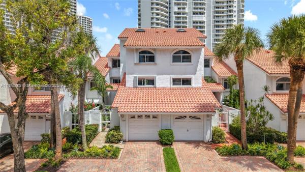 Golden Pointe, Aventura, Florida 33180, image 1