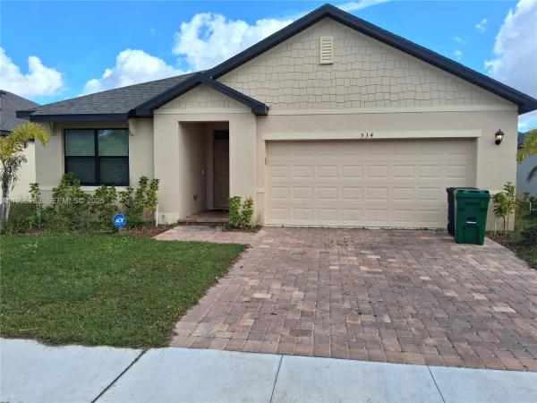 Morningside Palm Breezes Club, 534 Sea Spray Dr, Fort Pierce, Florida 34945, image 1
