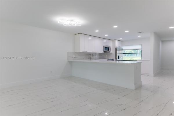 Fairways Of Boca Lago, 8435 Casa Del Lago, Boca Raton, Florida 33433, image 3