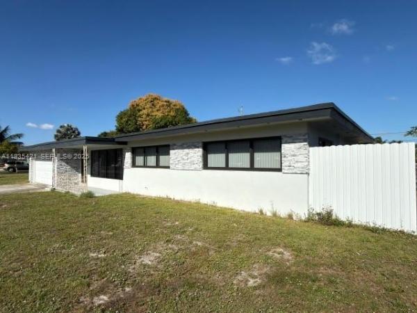 Melrose Park, 860 W Dayton Cir, Fort Lauderdale, Florida 33312, image 1