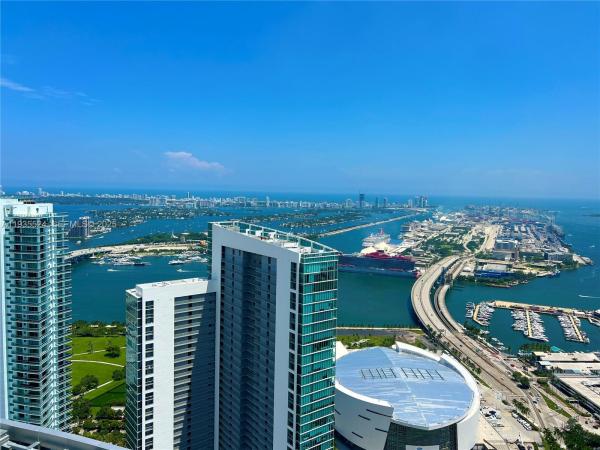 Paramount Miami Worldcenter, 851 NE 1st Ave #202, Miami, Florida 33132, image 1