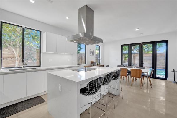 East Shenandoah, 3465 SW 3rd Ave, Miami, Florida 33145, image 1