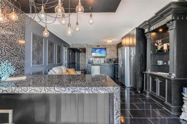 Venetia, 555 NE 15th St #30-H, Miami, Florida 33132, image 3