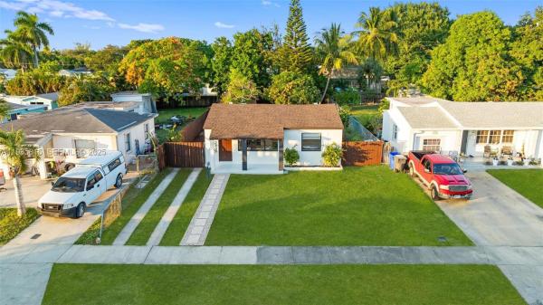 Washington Heights, 2439 Rodman St, Hollywood, Florida 33020, image 2