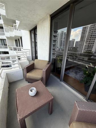 Parc Central Aventura East, 3300 NE 192nd St #808, Aventura, Florida 33180, image 3