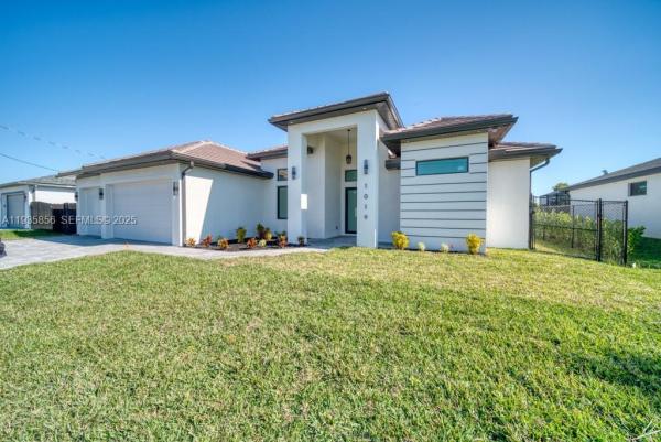 Cape Coral, 1019 SW 8th Ct, Cape Coral, Florida 33991, image 1