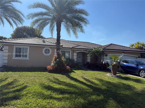 13016 SW 214th Ter, Miami, Florida 33177, image 3