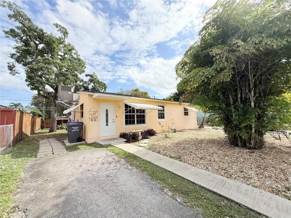 Boulevard Heights, 1311 N 69th Ave, Hollywood, Florida 33024, image 1