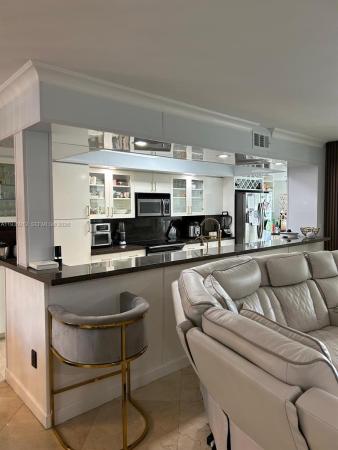 Golden Pointe, 20941 NE 37th Ct, Aventura, Florida 33180, image 2