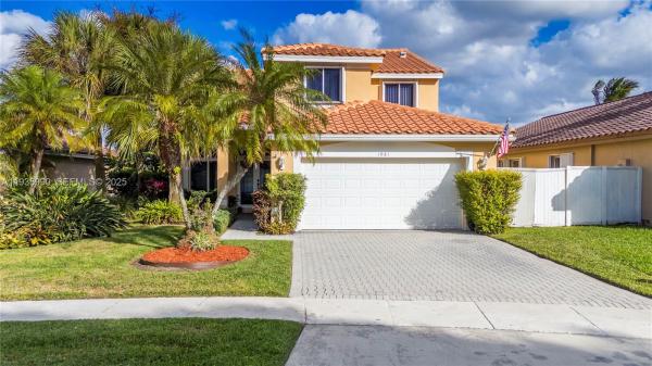 Las Brisas At Silver Lakes, 1981 NW 178th Ter, Pembroke Pines, Florida 33029, image 1