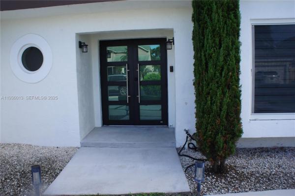 Panache, 14574 SW 94th Ln, The Hammocks, Florida 33186, image 2