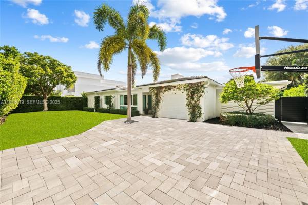 Coral Ridge North, 2728 NE 19th St, Fort Lauderdale, Florida 33305, image 2
