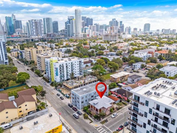 East Little Havana, 676 SW 1st St, Miami, Florida 33130, image 2