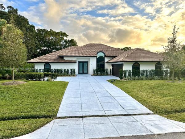 Burwick, 2 Alnwick Rd, Palm Beach Gardens, Florida 33418, image 1