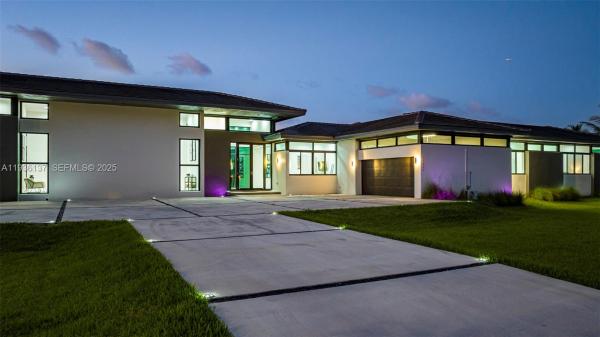 Plantation Acres, 11911 NW 2nd St, Plantation, Florida 33325, image 1