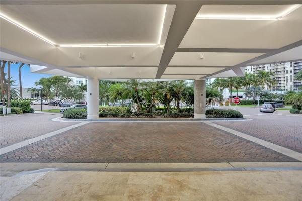 Hamptons West, 20281 E Country Club Dr #201, Aventura, Florida 33180, image 1