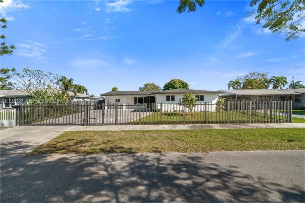 19707 SW 118th Pl, Miami, Florida 33177, image 1