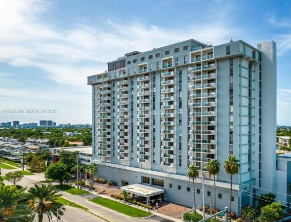 Sailboat Cay, 13499 Biscayne Blvd #1013, North Miami, Florida 33181, image 1