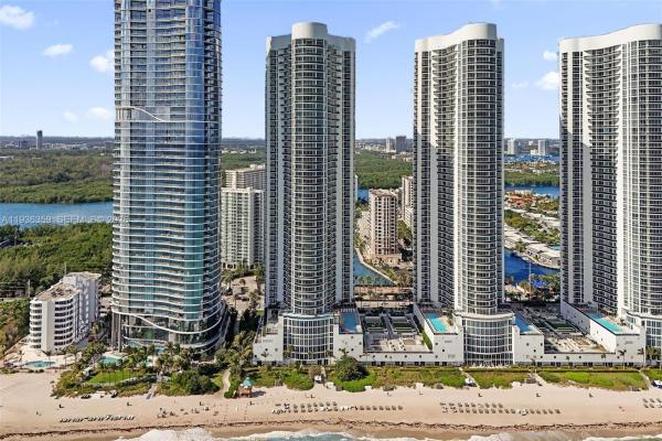 Tdr Tower 3, 15811 Collins Ave #2201, Sunny Isles Beach, Florida 33160, image 2