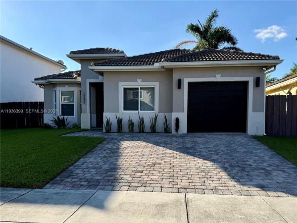 Pelican Bay At Old Cutler Lakes, 20852 SW 88th Ct, Cutler Bay, Florida 33189, image 1