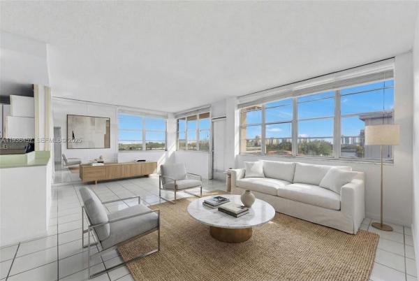 Crestview Towers, 2025 NE 164th St #809, North Miami Beach, Florida 33162, image 1